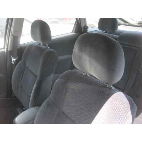 opel vectra b berlina del año 2001