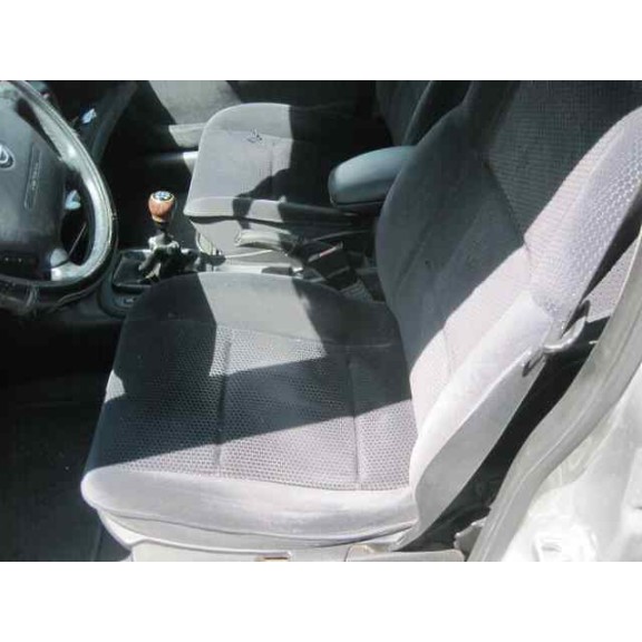 opel vectra b berlina del año 2001