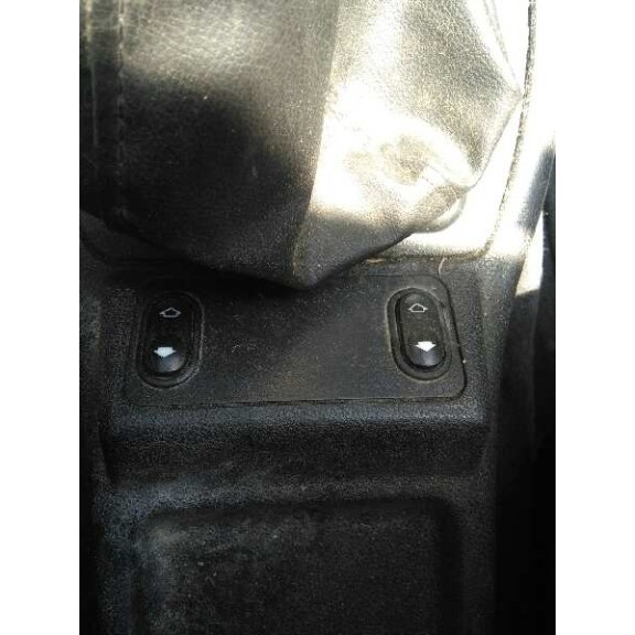 ford escort berlina del año 1993