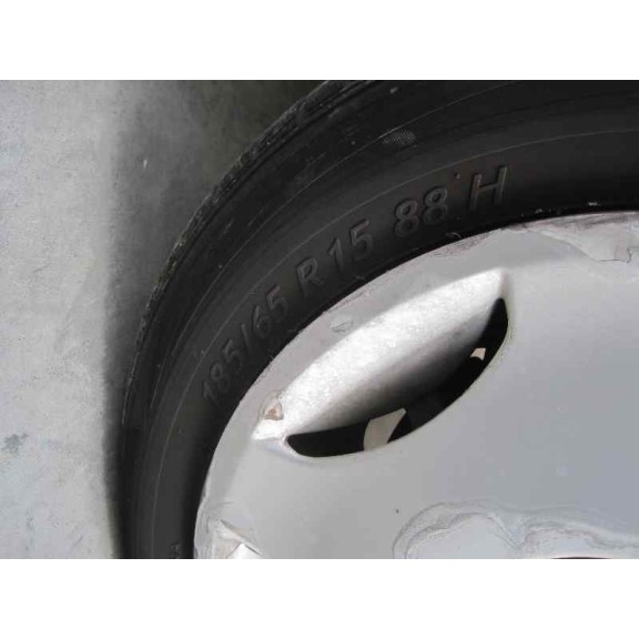 mercedes-benz clase e (w124) berlina del año 1990