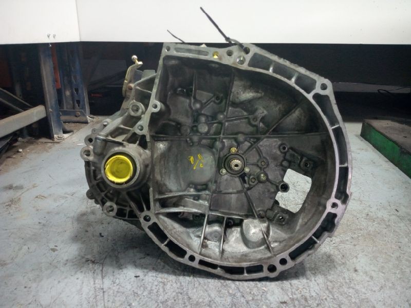 Recambio de caja cambios para peugeot 207 referencia OEM IAM 20CQ03 B ENTREGA CASCO