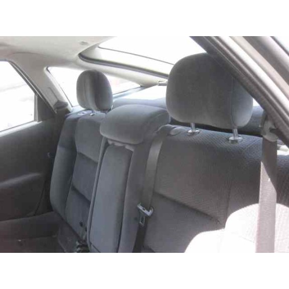 opel vectra b berlina del año 2001