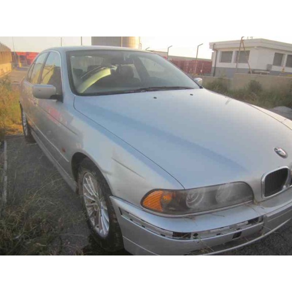 bmw serie 5 berlina (e39) del año 2001