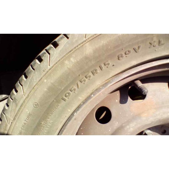 citroën xsara berlina del año 2001