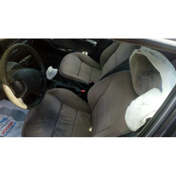 citroën xantia berlina del año 1996