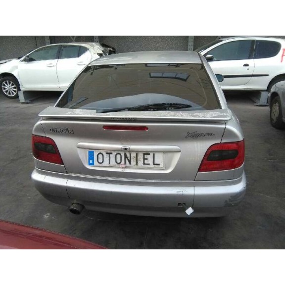 citroën xsara berlina del año 1999