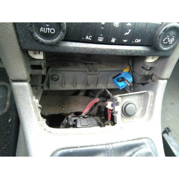 renault laguna ii (bg0) del año 2001