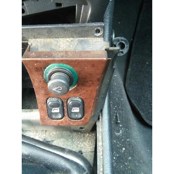 citroën xsara berlina del año 1999