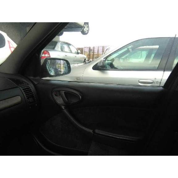 citroën xsara berlina del año 1999