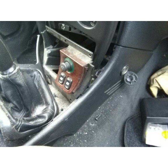 citroën xsara berlina del año 1999