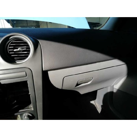 seat ibiza (6l1) del año 2006