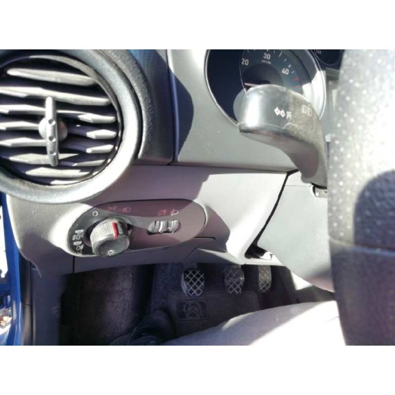 seat ibiza (6l1) del año 2006