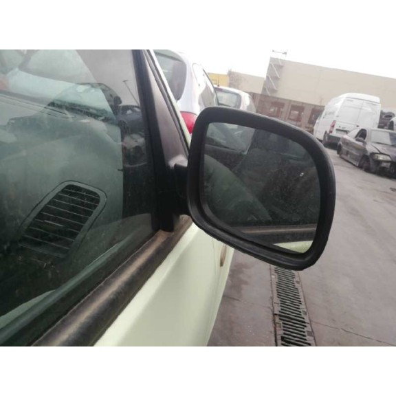 seat arosa (6h1) del año 2001