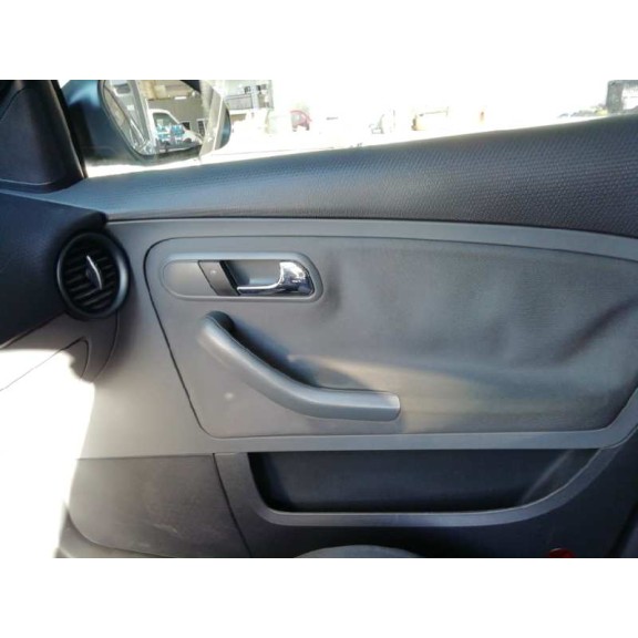 seat ibiza (6l1) del año 2006