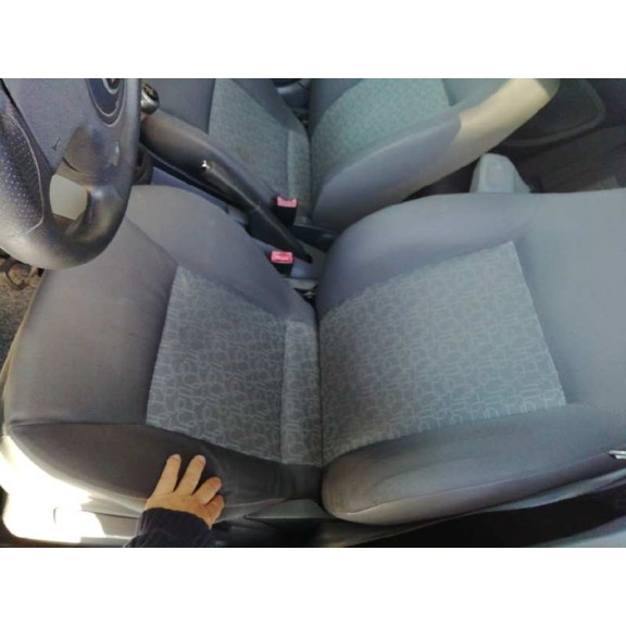 seat ibiza (6l1) del año 2006