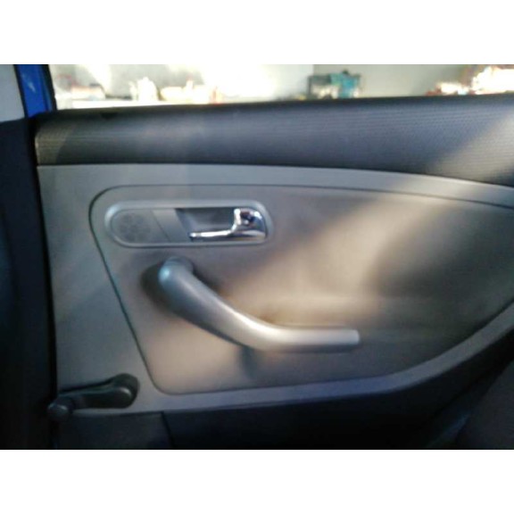 seat ibiza (6l1) del año 2006