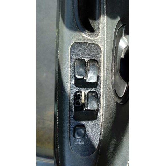 mitsubishi carisma berina 5 (da0) del año 1999