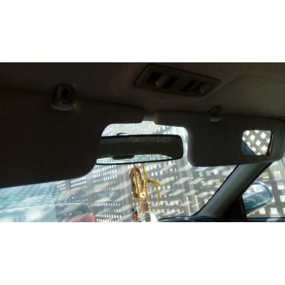 mitsubishi carisma berina 5 (da0) del año 1999