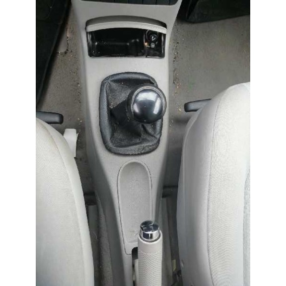 seat arosa (6h1) del año 2001