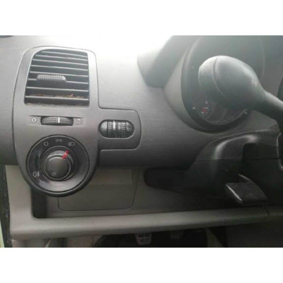 seat arosa (6h1) del año 2001