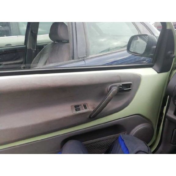 seat arosa (6h1) del año 2001