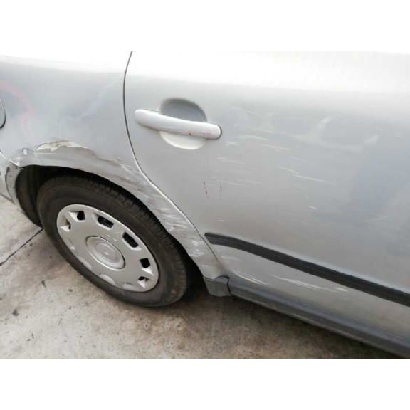 volkswagen passat berlina (3b2) del año 1999