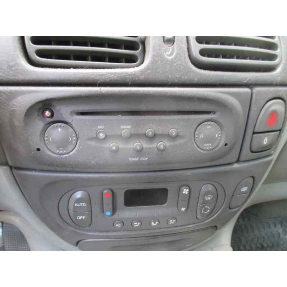 renault scenic (ja..) del año 2002