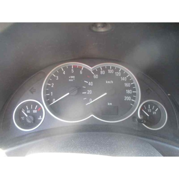 opel corsa c del año 2003