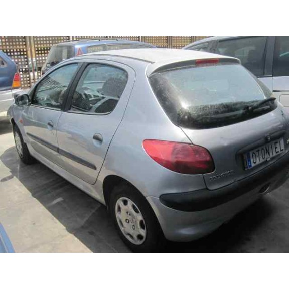 peugeot 206 berlina del año 1999