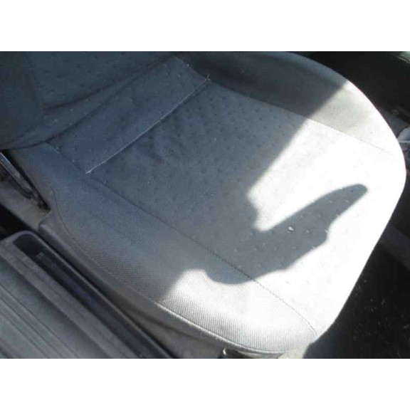 opel corsa c del año 2003