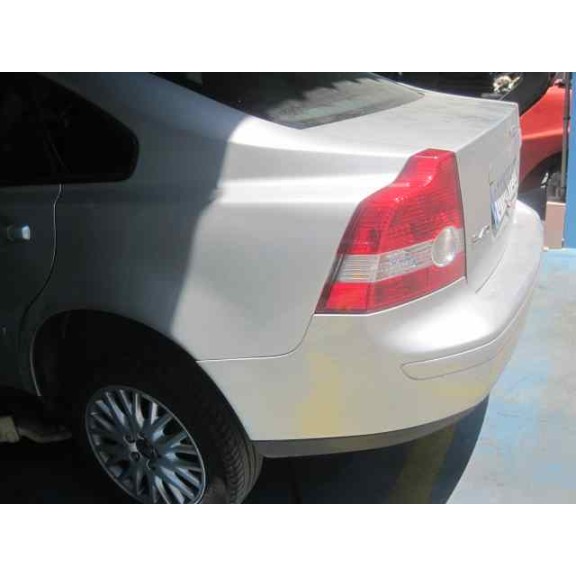 volvo s40 berlina del año 2005