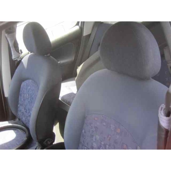 peugeot 206 berlina del año 1999