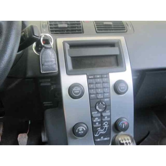 volvo s40 berlina del año 2005