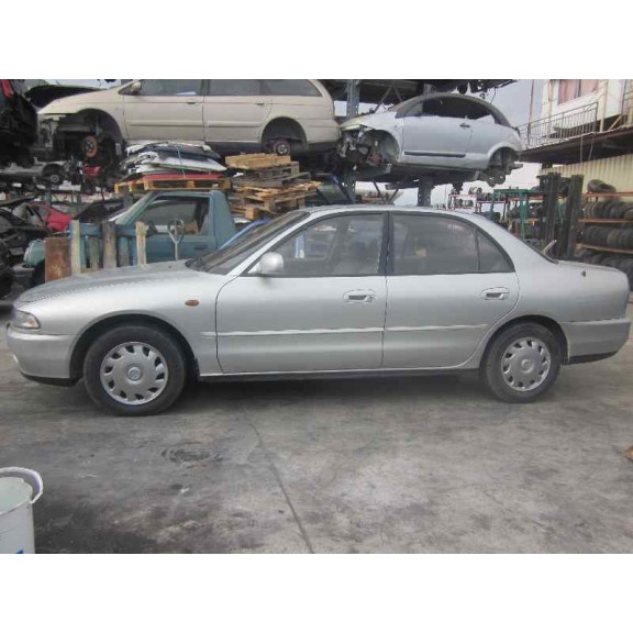 mitsubishi galant berlina (e50) del año 1993