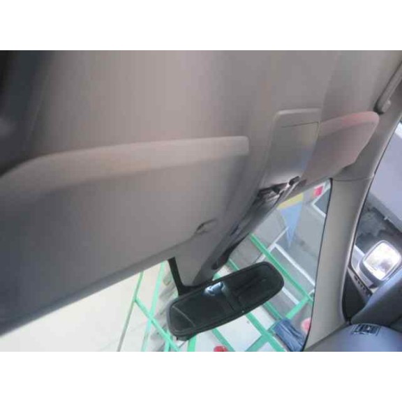 volvo s40 berlina del año 2005