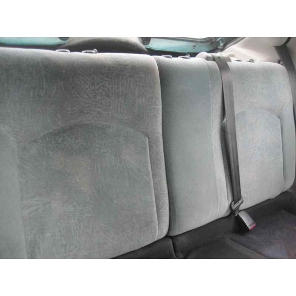 peugeot 206 berlina del año 2001