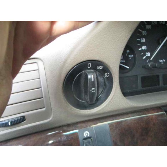 bmw serie 7 (e38) del año 2001