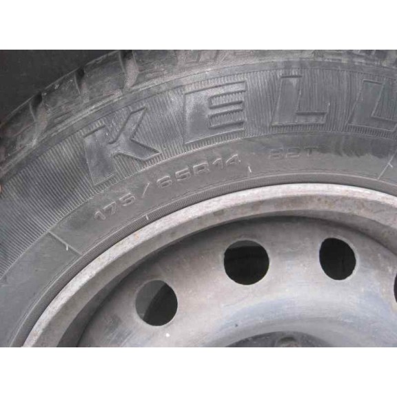 peugeot 206 berlina del año 2001