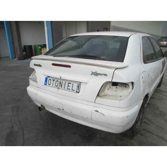 citroën xsara berlina del año 2000