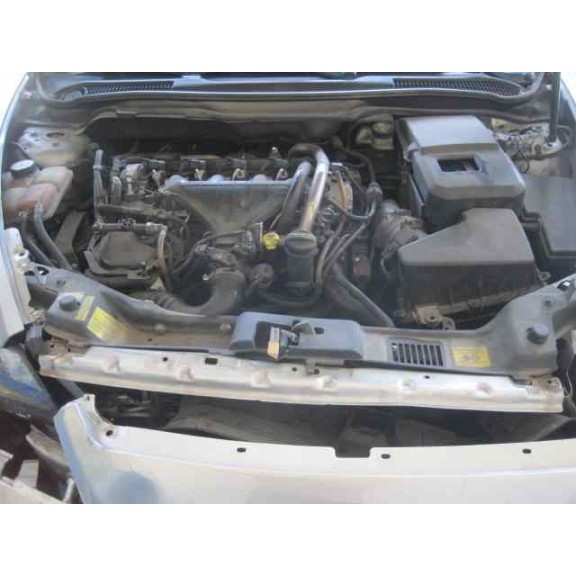 volvo s40 berlina del año 2005