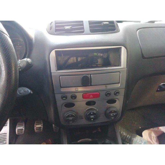 alfa romeo 147 (190) del año 2006