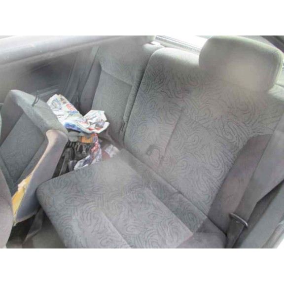 citroën xsara berlina del año 2000