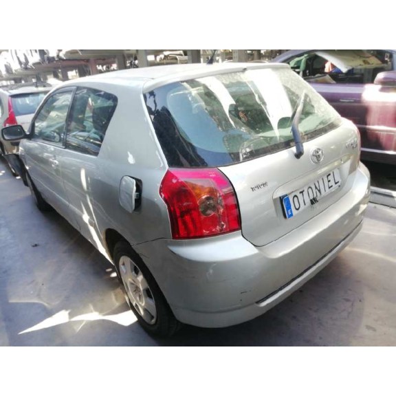 toyota corolla (e12) del año 2004