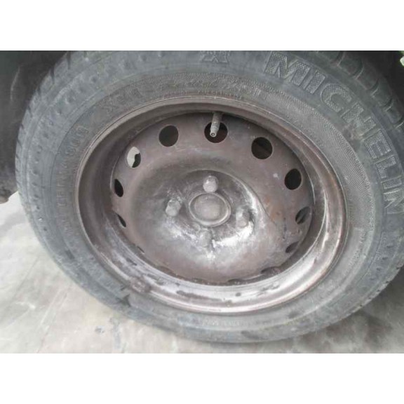 citroën xsara berlina del año 2000