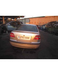 volvo s40 berlina del año 2000