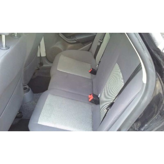 seat ibiza (6j5) del año 2010