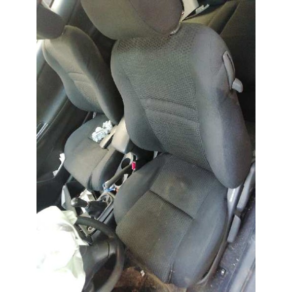 toyota corolla (e12) del año 2004