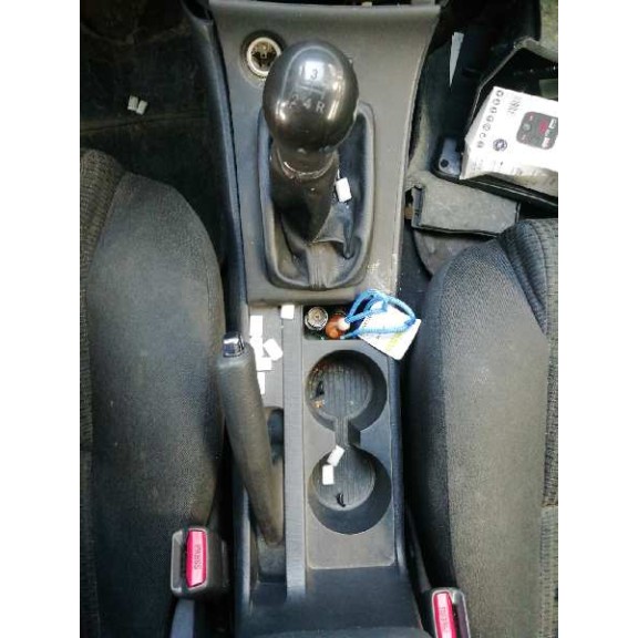 toyota corolla (e12) del año 2004