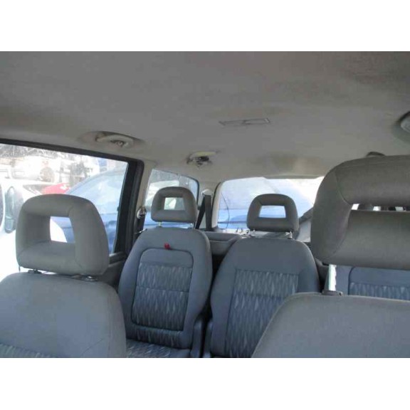 ford galaxy (vy) del año 2001