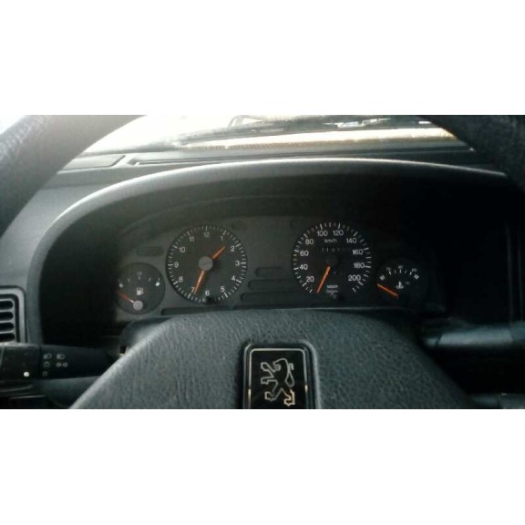 peugeot 405 berlina del año 1994